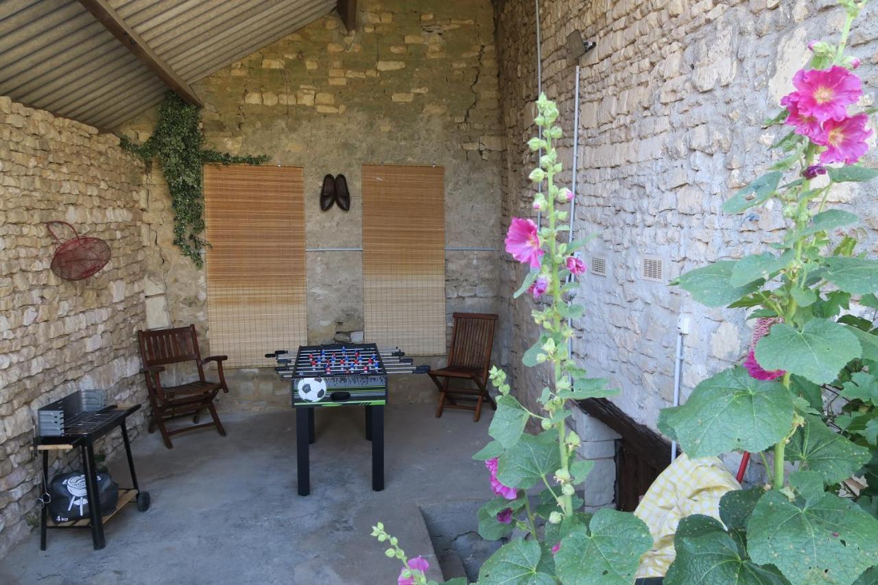 Aux Acacias Villa Braye-sous-Faye Buitenkant foto