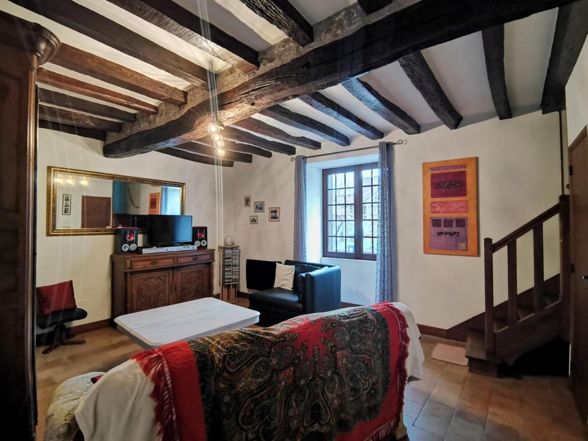 Aux Acacias Villa Braye-sous-Faye Buitenkant foto